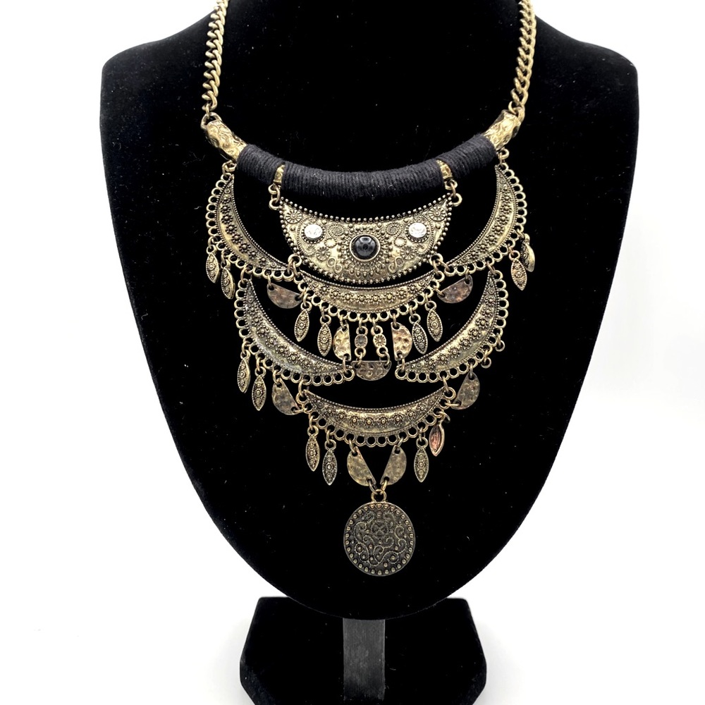 Statement bronze necklace